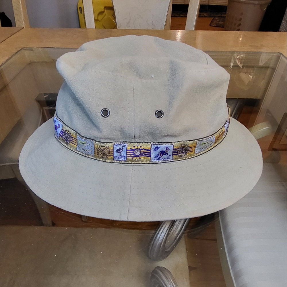 Aussie Chiller Canvas Bucket Hat Sz Small